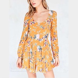 COPY - 🆕Bell Sleeve Flowy Dress